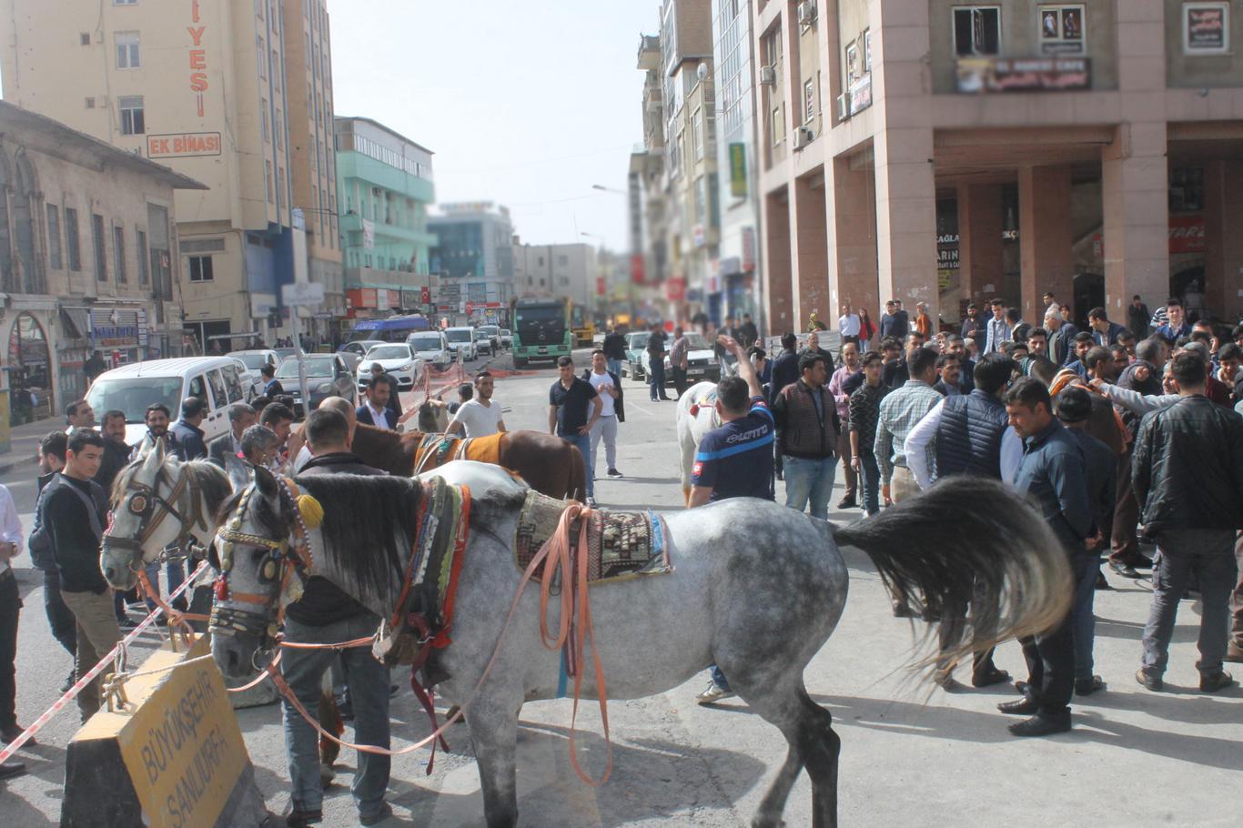 At arabacılardan büyükşehir belediyesine tepki